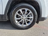 2021 Jeep Cherokee - Preview 13