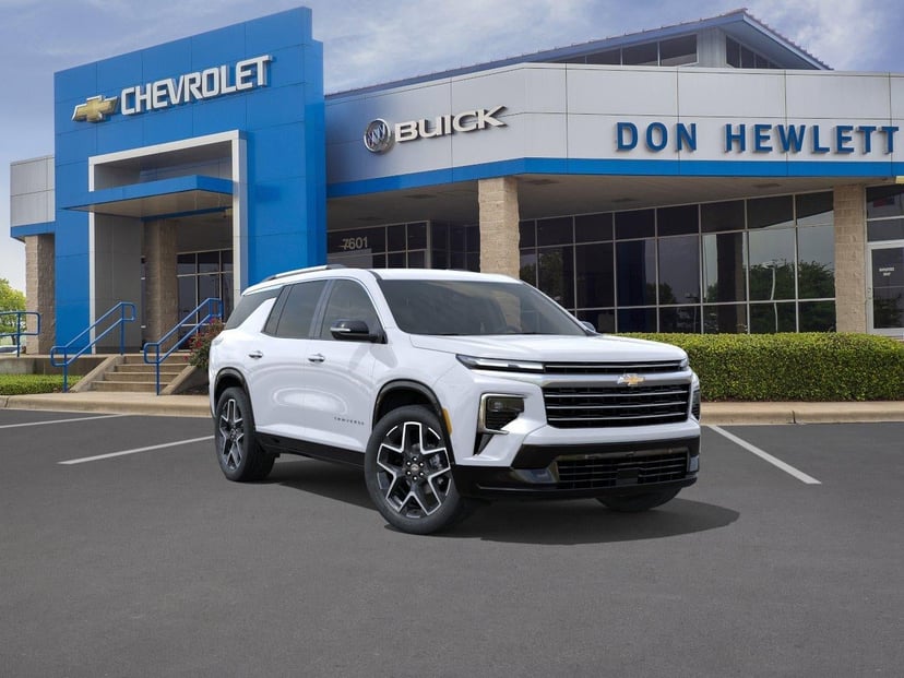 2026 Chevrolet Traverse - Image 2