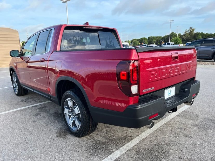 2026 Honda Ridgeline - Image 2