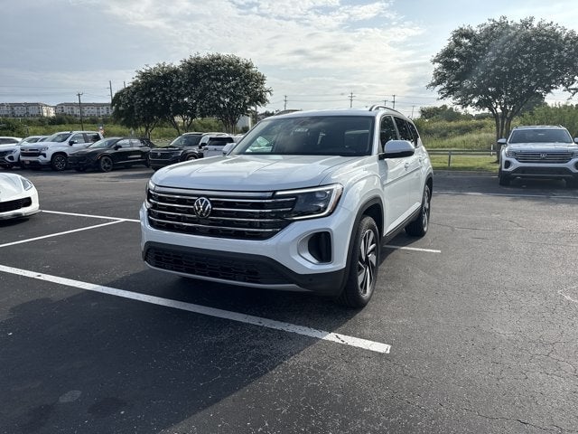 2026 Volkswagen Atlas - Image 1