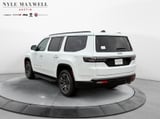 2026 Jeep Grand Wagoneer - Preview 14