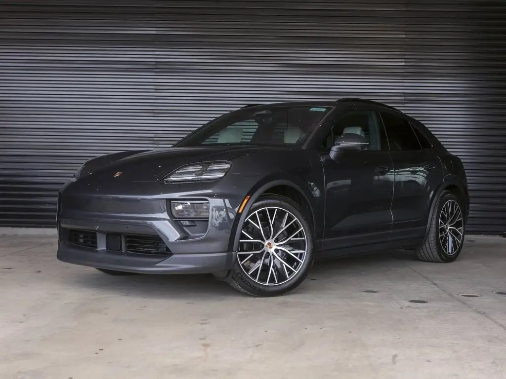 2026 Porsche Macan Electric - Image 1