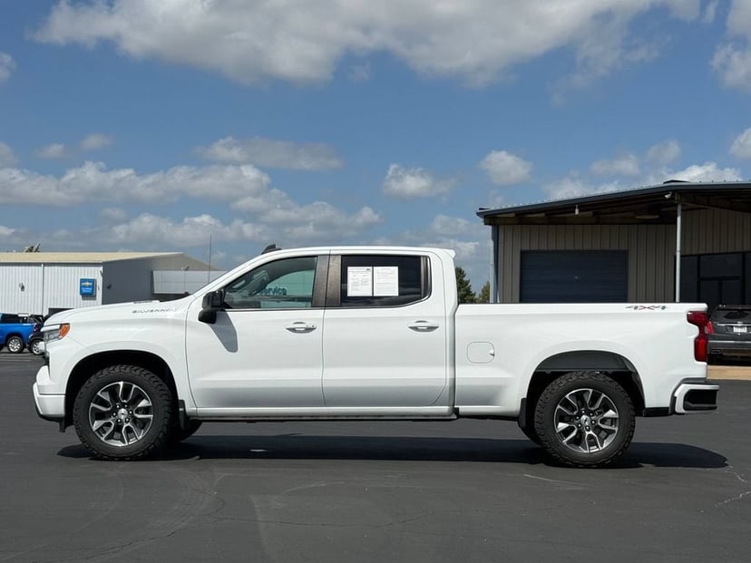 2023 Chevrolet Silverado 1500 - Image 2