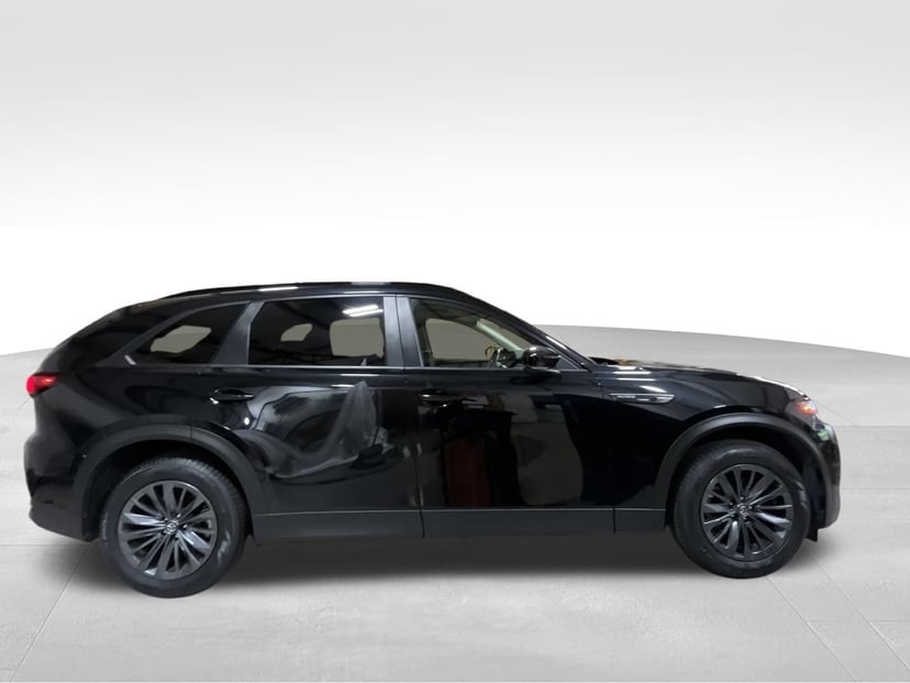 2025 Mazda CX-70 - Image 2