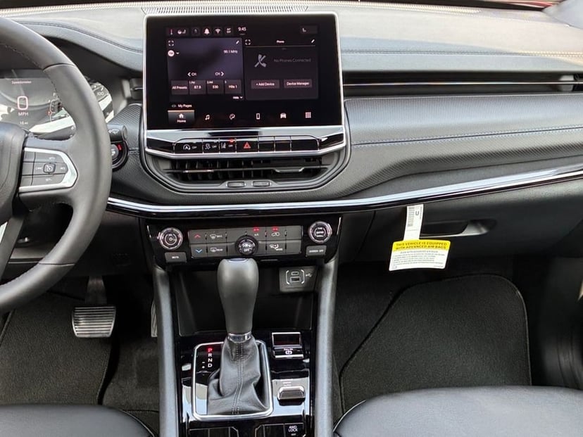 2026 Jeep Compass - Image 3