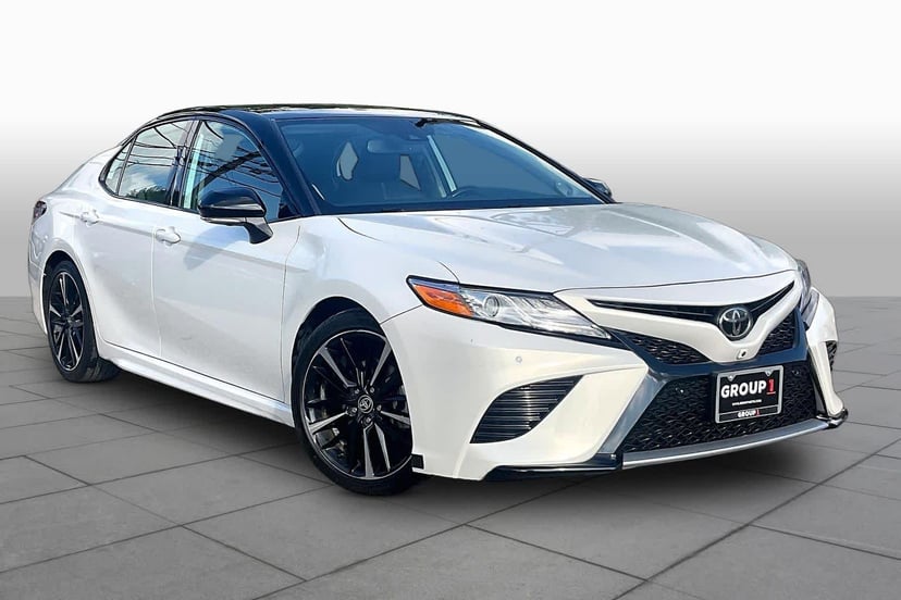 2020 Toyota Camry - Image 2