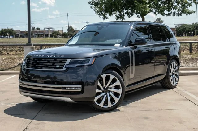2026 Land Rover Range Rover - Image 1