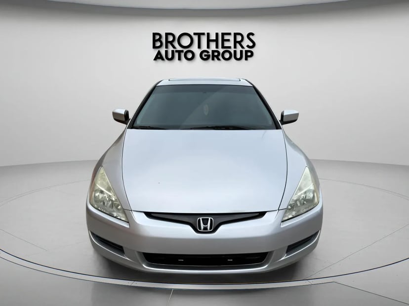 2005 Honda Accord - Image 2