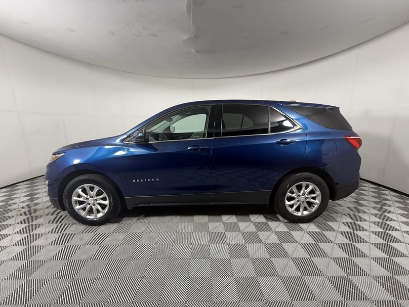 2020 Chevrolet Equinox - Image 1