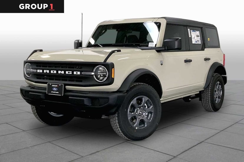 2026 Ford Bronco - Image 1