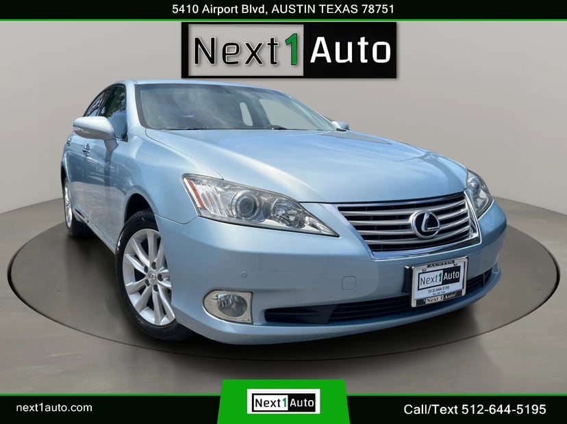 2011 Lexus ES - Image 2