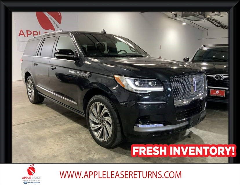 2022 Lincoln Navigator L - Image 1