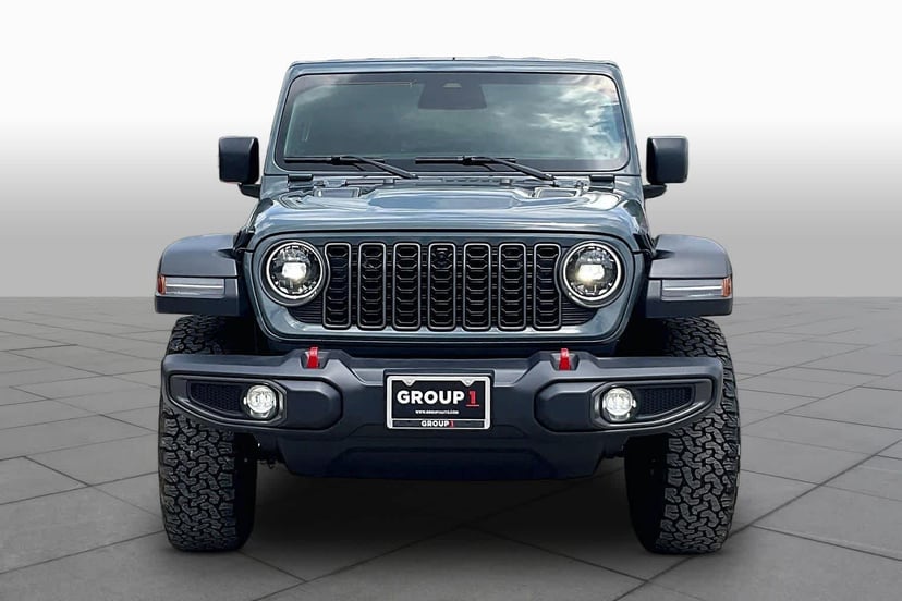 2025 Jeep Wrangler - Image 2