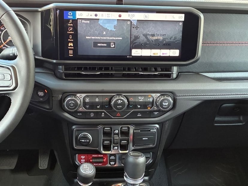 2026 Jeep Gladiator - Image 3