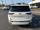 2023 Jeep Grand Cherokee L - Preview 4