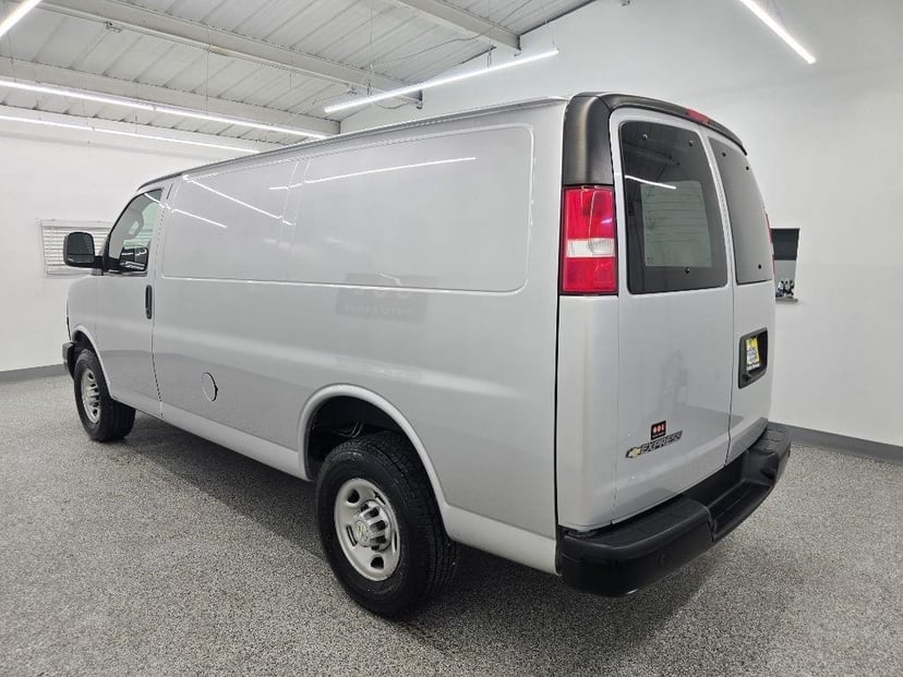 2024 Chevrolet Express 2500 Cargo - Image 3