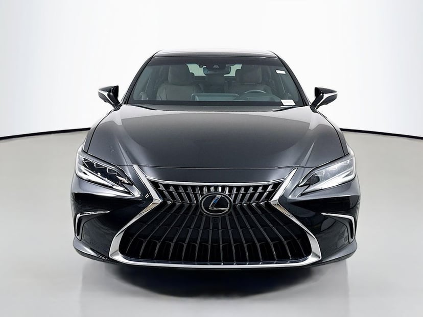 2023 LEXUS ES - Image 3