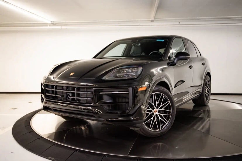 2026 Porsche Cayenne - Image 1