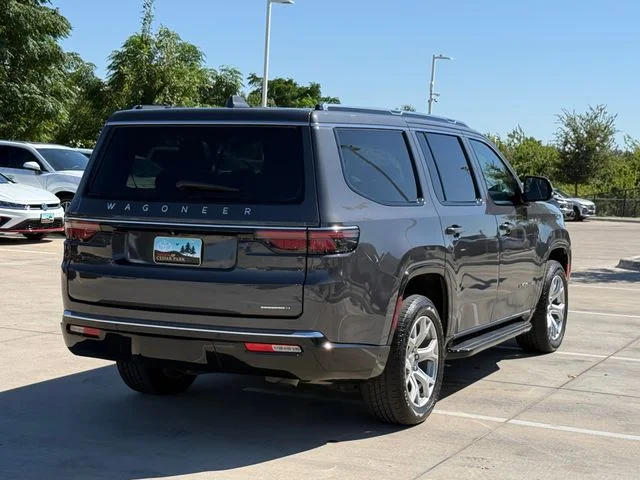 2022 Jeep Wagoneer - Image 3
