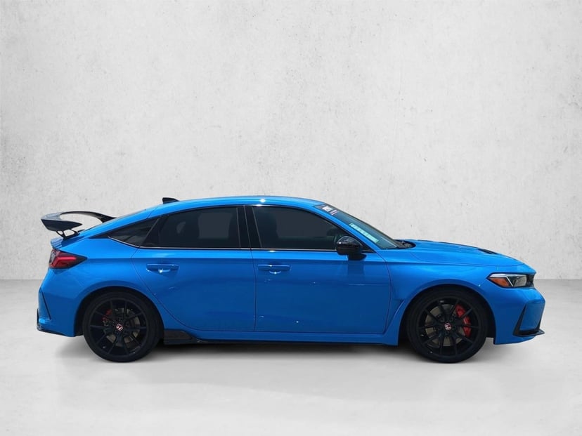 2023 Honda Civic Type R - Image 2