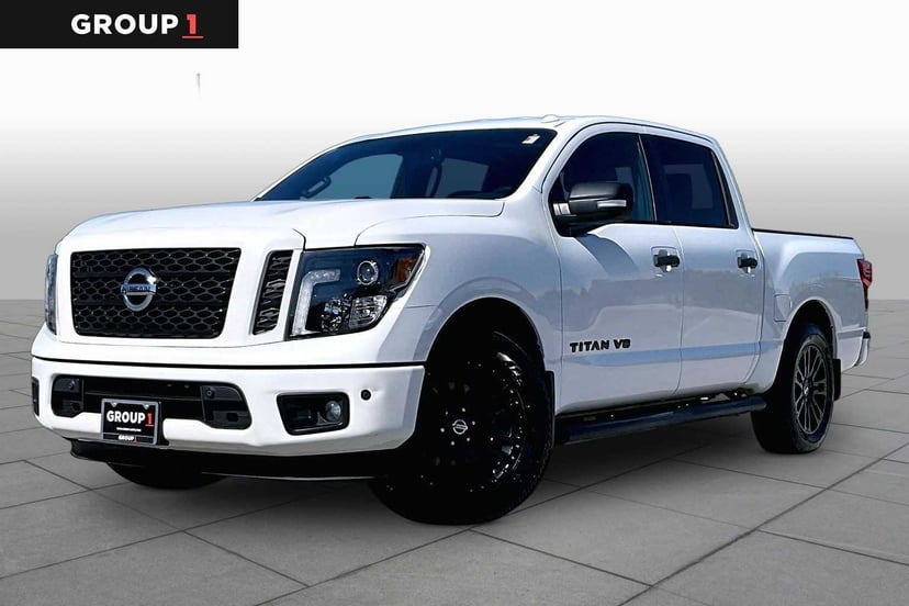 2018 Nissan Titan - Image 1