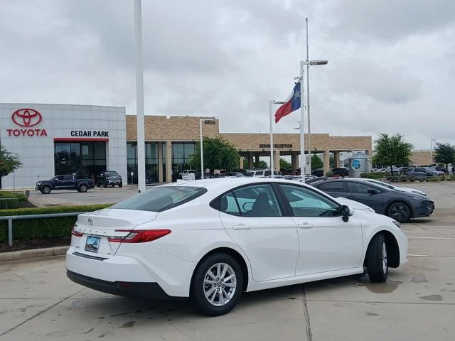 2026 Toyota Camry - Image 3