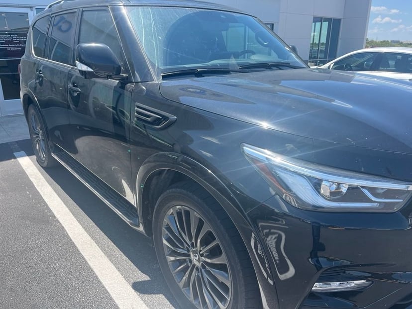 2023 INFINITI QX80 - Image 1