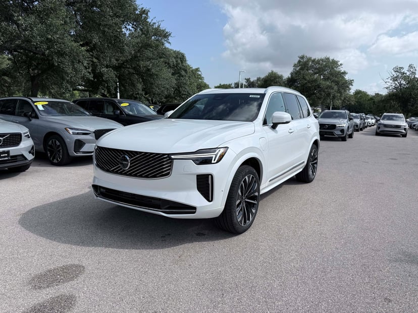 2026 Volvo XC90 - Image 1