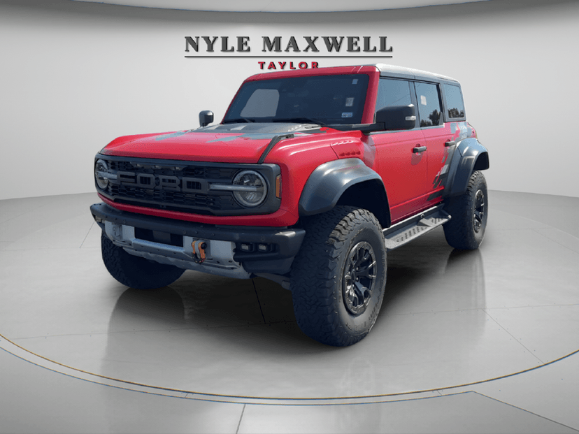 2022 Ford Bronco - Image 1