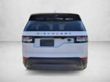2017 Land Rover Discovery - Preview 7