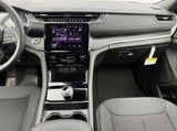 2026 Jeep Grand Cherokee - Preview 3
