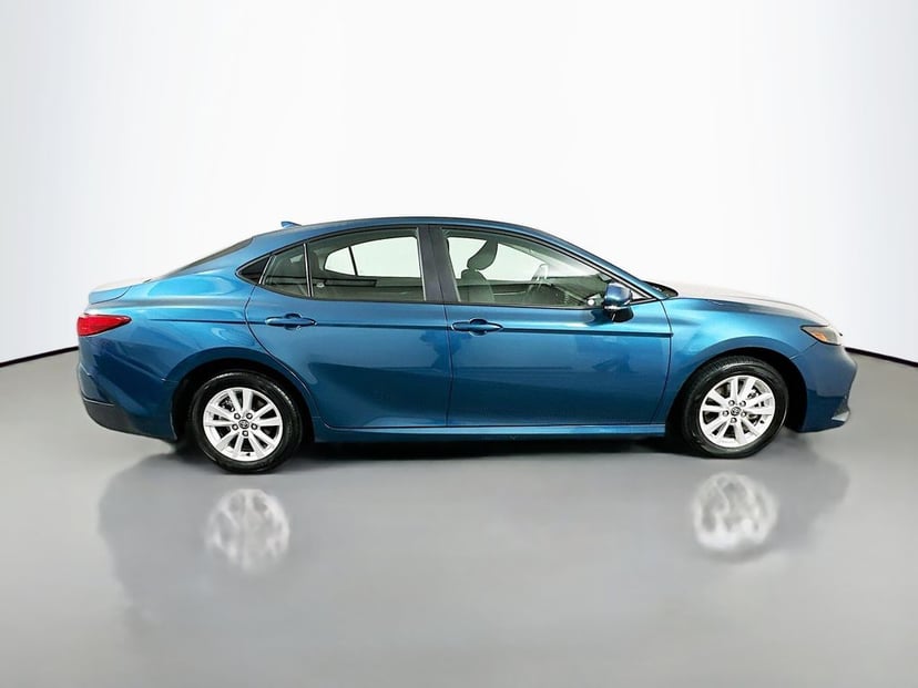 2025 Toyota Camry - Image 2
