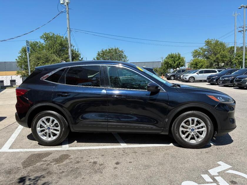 2021 Ford Escape - Image 2