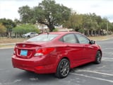 2012 Hyundai Accent - Preview 3