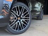 2026 Porsche Macan - Preview 6
