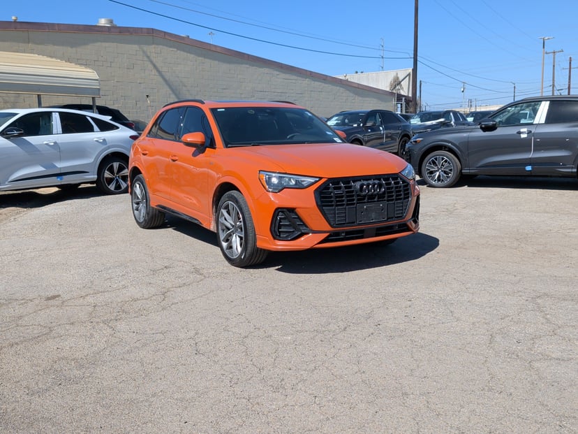 2022 Audi Q3 - Image 1