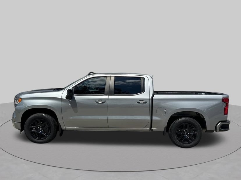 2023 Chevrolet Silverado 1500 - Image 2