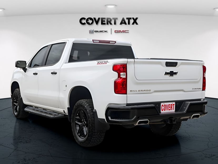 2025 Chevrolet Silverado - Image 2
