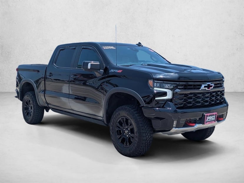 2023 Chevrolet Silverado - Image 3