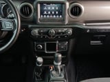 2022 Jeep Wrangler - Preview 3