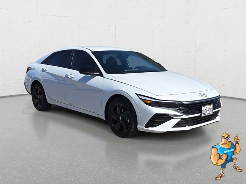 2026 Hyundai Elantra - Image 2