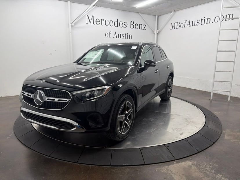 2027 Mercedes-Benz GLC - Image 1