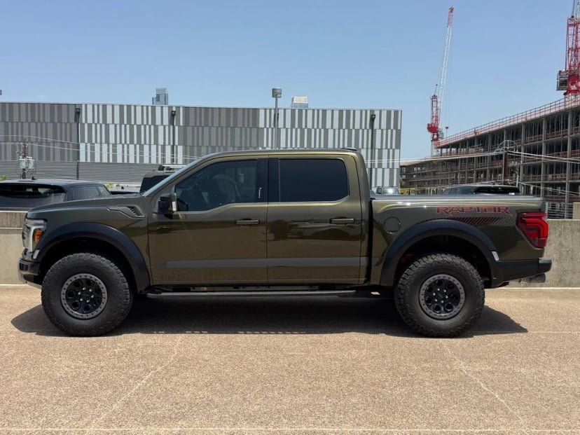 2024 Ford F-150 - Image 2