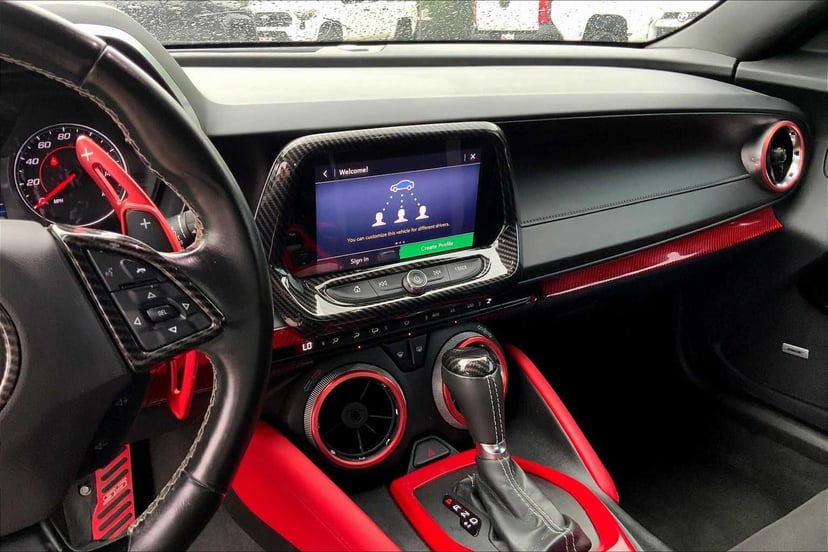 2022 Chevrolet Camaro - Image 3
