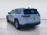 2023 Jeep Grand Cherokee L - Preview 3