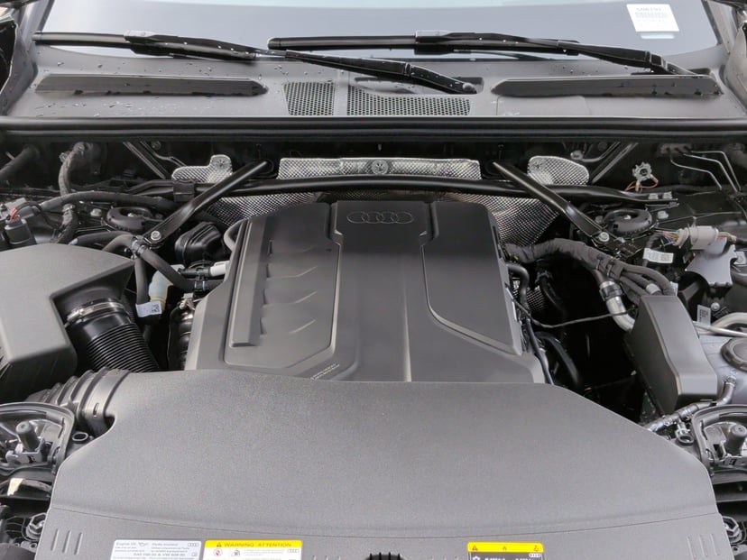 2025 Audi Q5 - Image 34