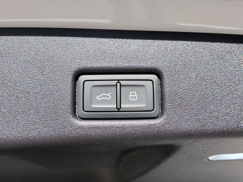 2025 Audi Q5 - Image 31
