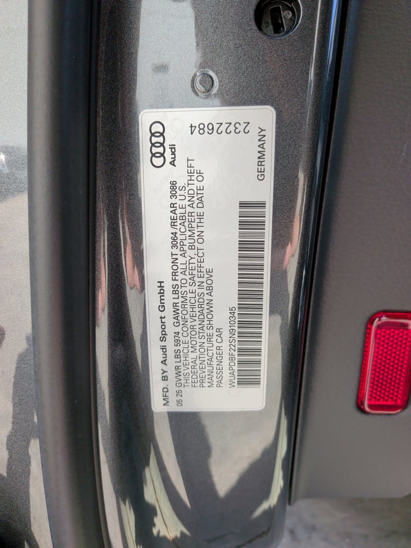2025 Audi RS 7 - Image 35