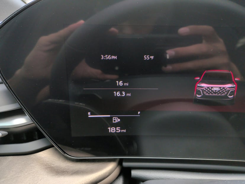 2025 Audi Q5 - Image 22