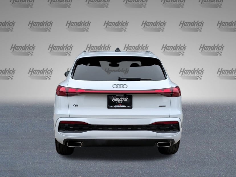 2025 Audi Q5 - Image 6